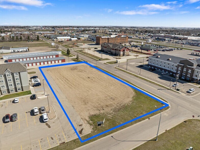 More Photos Of 400 37th Ave SW ave, Minot Land For Sale