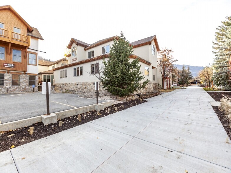 More Photos Of 2064 Prospector Ave, Park City Medical For Lease