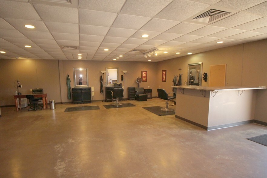 More Photos Of 3207 Highway 63 S, Lucedale Storefront Retail Office For Sale