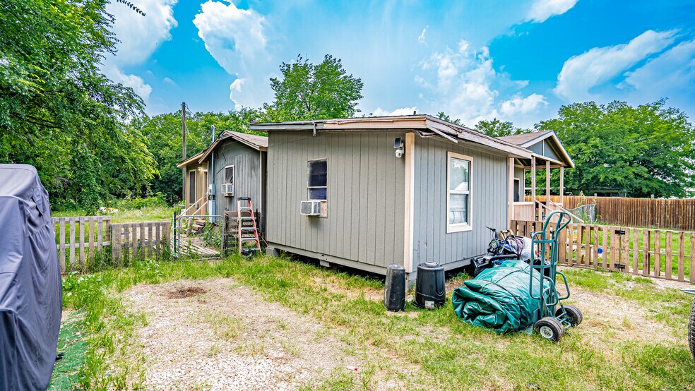 More Photos Of 291 County Road 4858, Newark Land For Sale