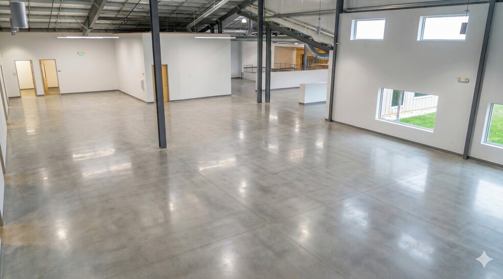 More Photos Of 4400 Port Union Rd, West Chester Light Distribution For Lease