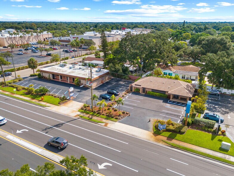 More Photos Of 1701 66th St N, Saint Petersburg Medical For Sale