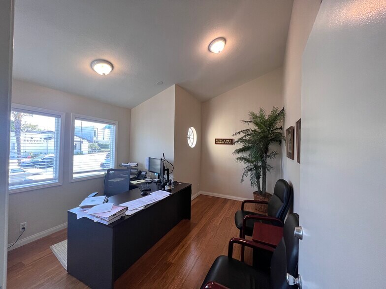 More Photos Of 34188 Pacific Coast Hwy, Dana Point Office For Lease