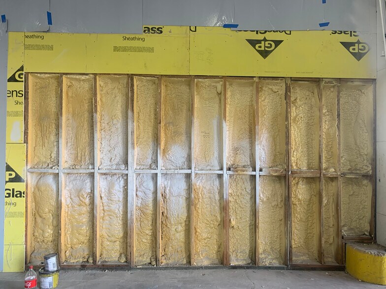 More Photos Of 1937-2035 E Vernon Ave, Vernon Refrigeration Cold Storage For Lease