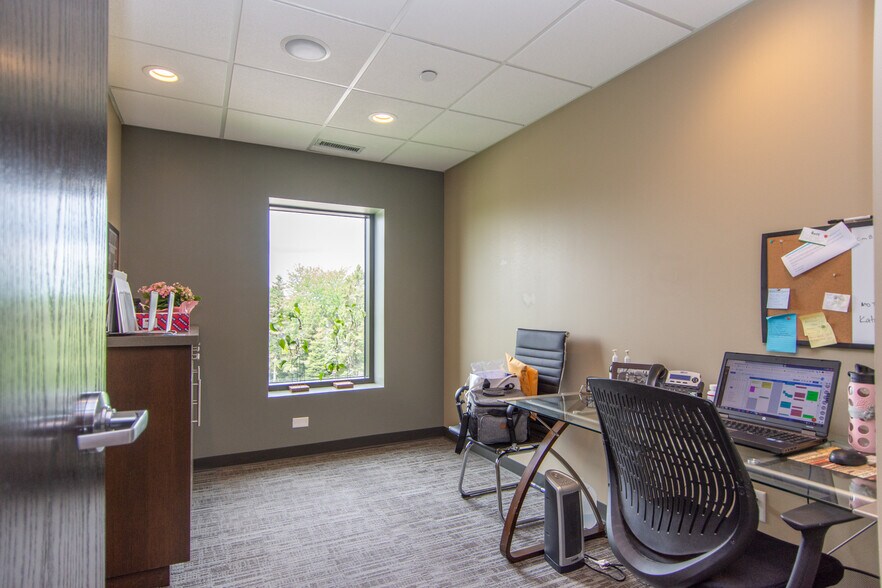 More Photos Of 7300 France Ave S, Edina Medical For Lease