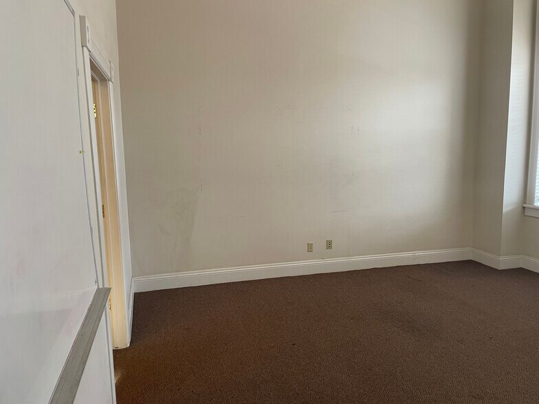 More Photos Of 226-228 S Union Ave, Pueblo Storefront Retail Office For Lease