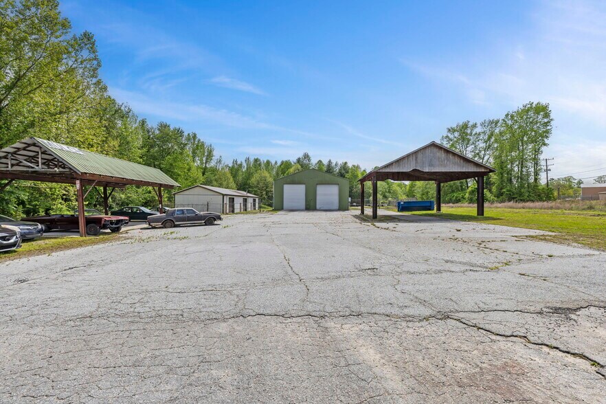 More Photos Of 5 Etowah School Rd, Etowah Warehouse For Sale