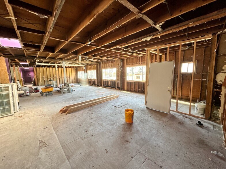 More Photos Of 1820-1828 San Pablo Ave, Berkeley Storefront Retail Office For Lease