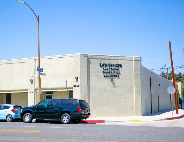 More Photos Of 3608 San Fernando Rd, Glendale Loft Creative Space For Lease