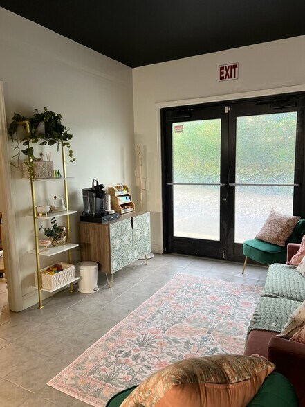 More Photos Of 200 High Point Dr, Johnson City Religious Facility For Lease