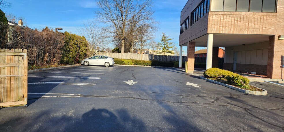 More Photos Of 1140 Stelton Rd, Piscataway Medical For Lease