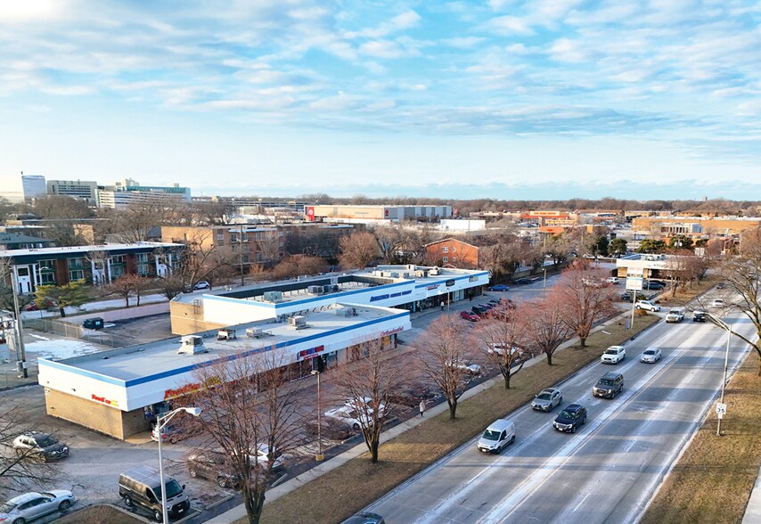 Primary Photo Of 9600-9652 S Pulaski Rd, Oak Lawn Freestanding For Sale