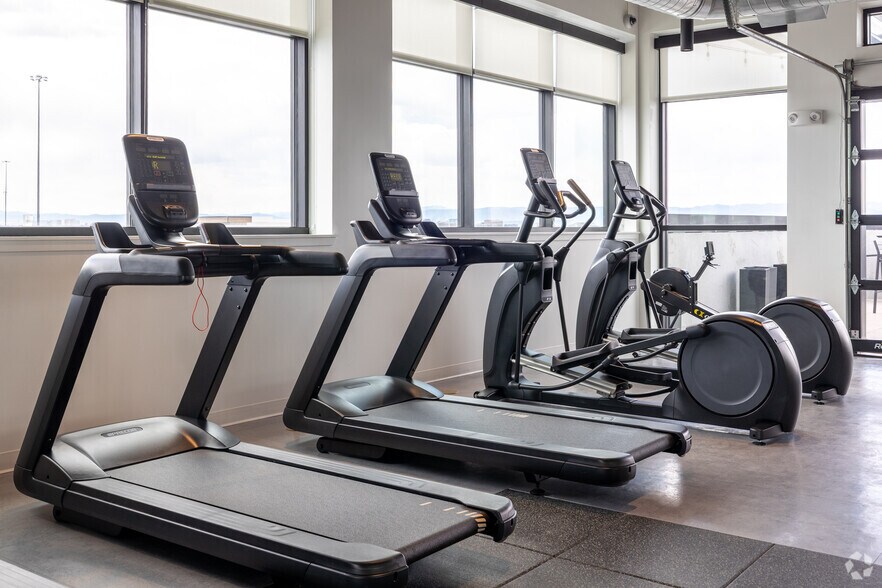 More Photos Of 12150 E Dartmouth Ave, Aurora Apartments For Lease