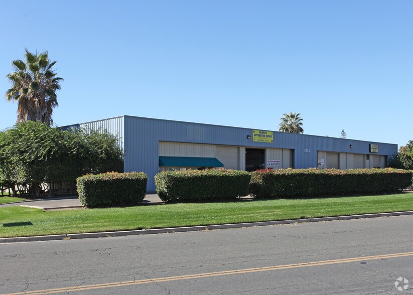 Primary Photo Of 2735 Teepee Dr, Stockton Warehouse For Lease