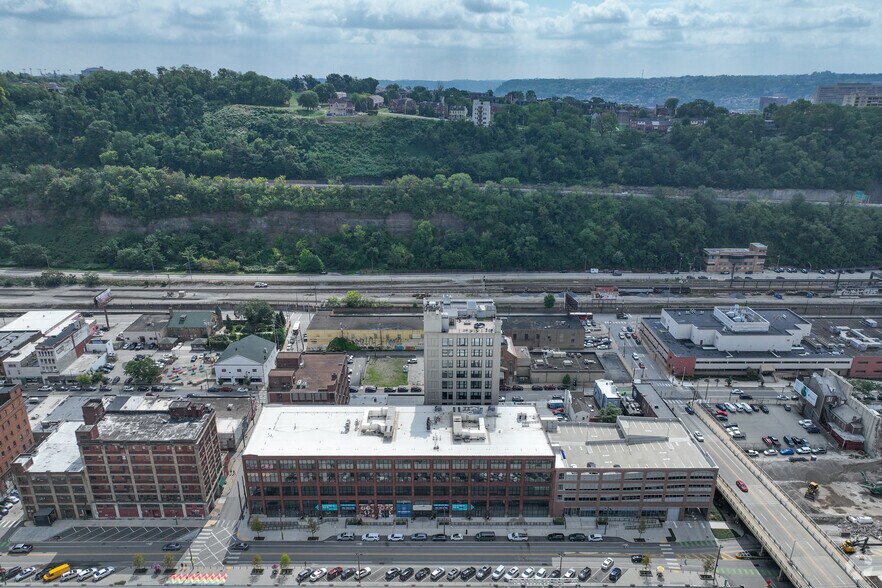 More Photos Of 1600 Smallman St, Pittsburgh Office For Lease