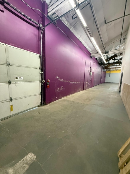 More Photos Of 10319 SE 82nd Ave, Portland General Retail For Lease