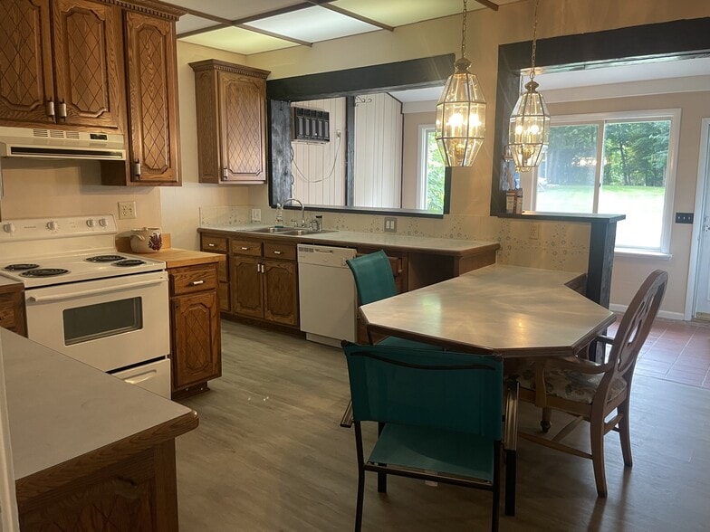 More Photos Of 17 Central Ave, Fredonia Apartments For Sale