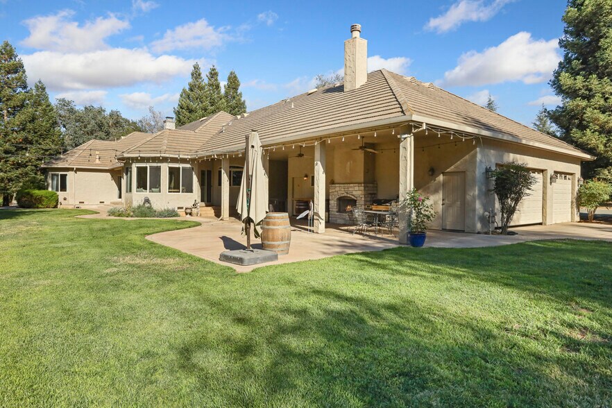 More Photos Of 24521 N McIntire Rd, Clements Land For Sale