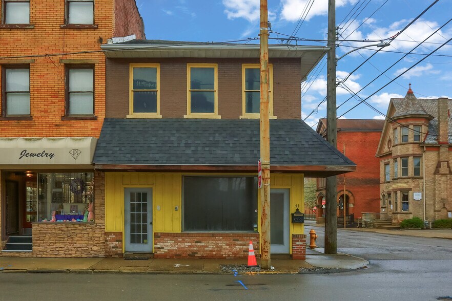 Primary Photo Of 41 N Mercer St, New Castle General Retail For Sale