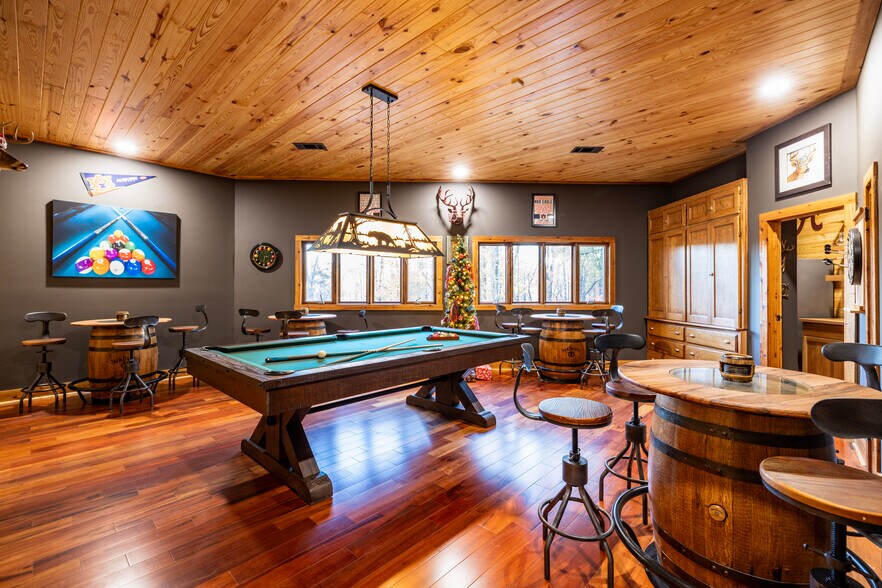 More Photos Of 60 Spradley Rd, Eclectic Specialty For Sale
