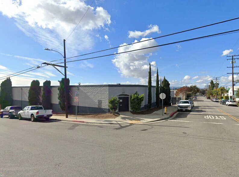 More Photos Of , Signal Hill Industrial For Sale