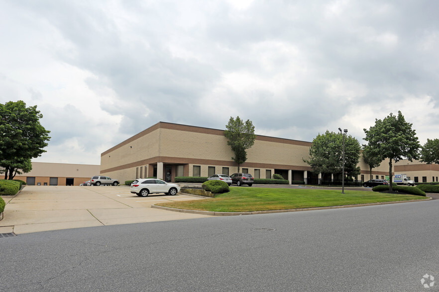 Primary Photo Of 15 Twinbridge Dr, Pennsauken Warehouse For Lease