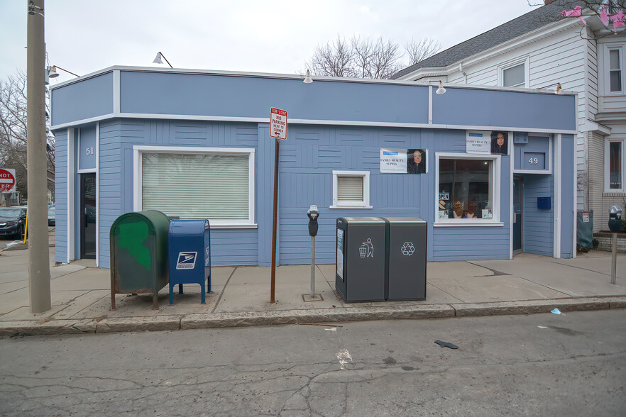 Primary Photo Of 49-51 Holland St, Somerville Storefront Retail Office For Lease