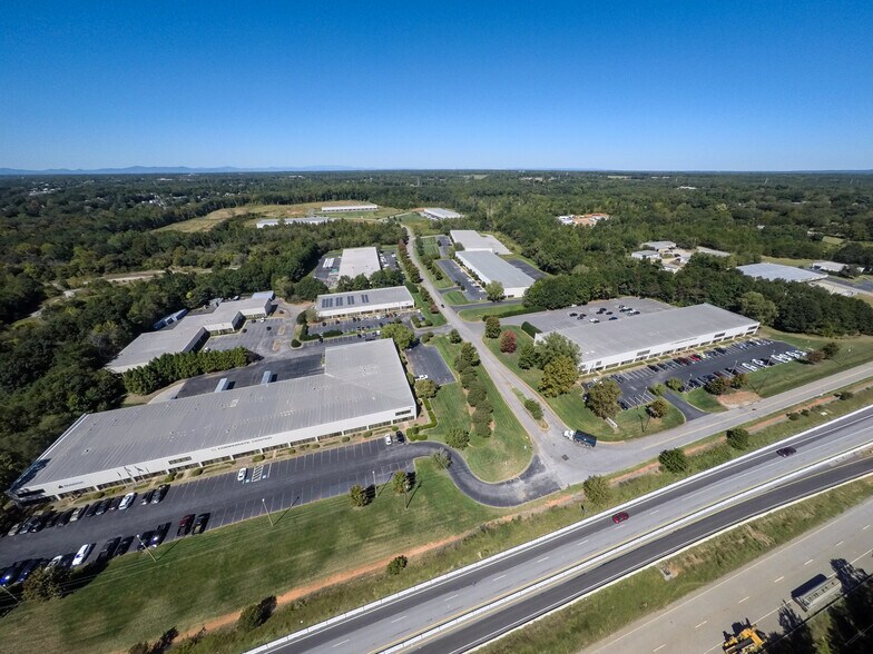 More Photos Of 140 Corporate Dr, Spartanburg Unknown For Lease