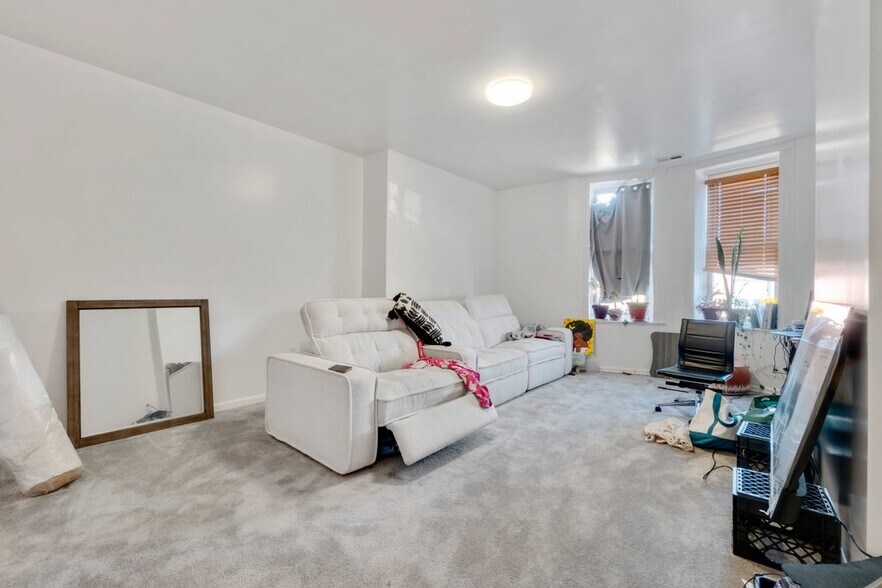 More Photos Of 2516-2520 N Charles St, Baltimore Apartments For Sale