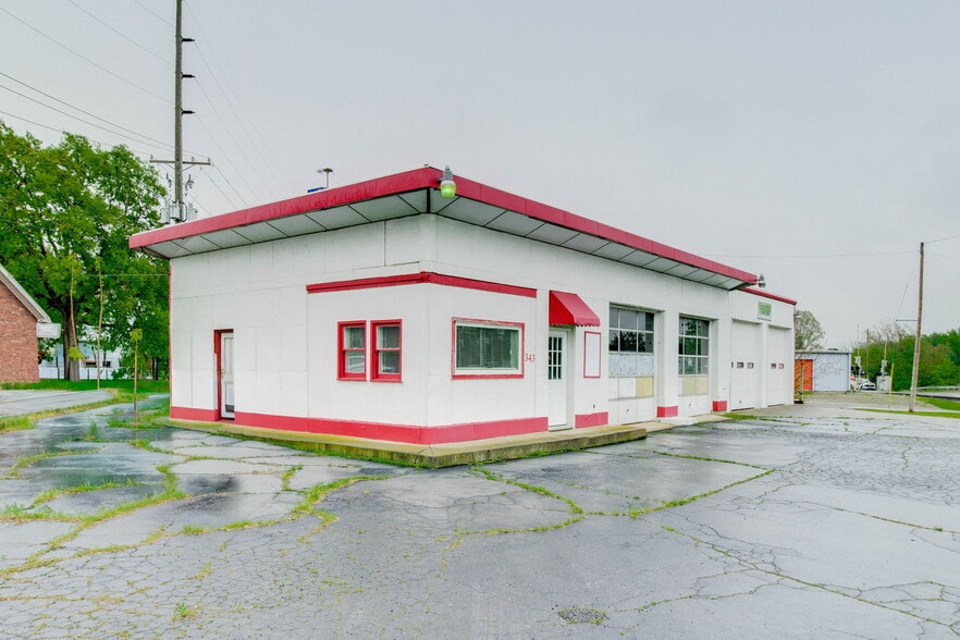 More Photos Of 343 S Main St, Kenton Auto Repair For Sale