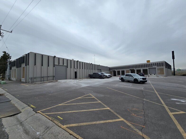 Primary Photo Of 7050 S 400 W, Midvale Showroom For Lease