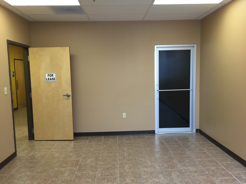 More Photos Of 11940 Don Haskins Dr, El Paso Medical For Lease