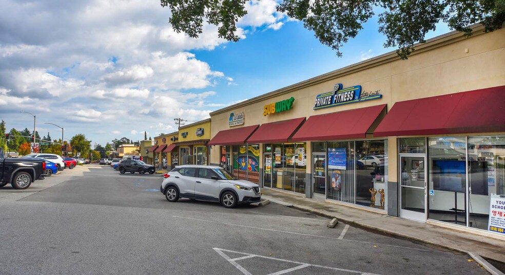 More Photos Of , La Cañada Flintridge General Retail For Sale