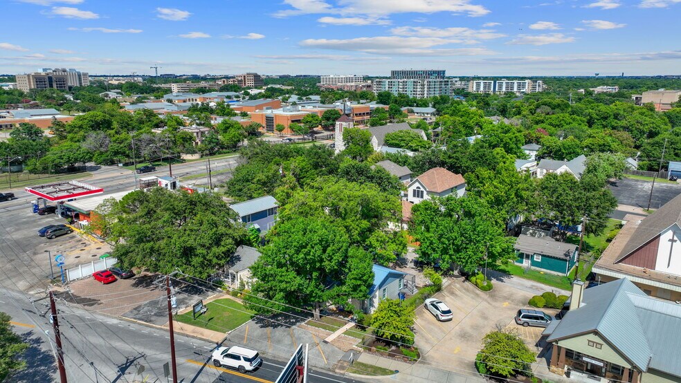 More Photos Of 4407 Medical Pkwy, Austin Land For Sale