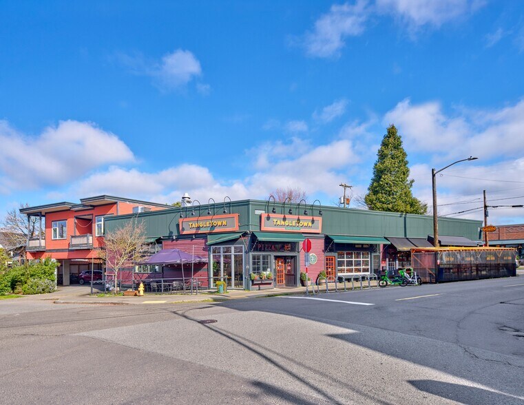 Primary Photo Of 2106-2110 N 55th St, Seattle Storefront Retail Office For Sale
