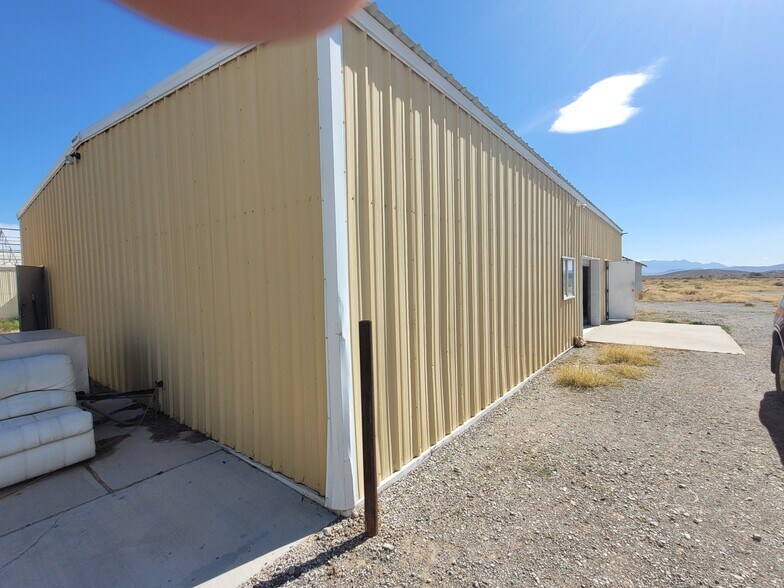 More Photos Of 3171 Tillman St, Pahrump Industrial For Sale
