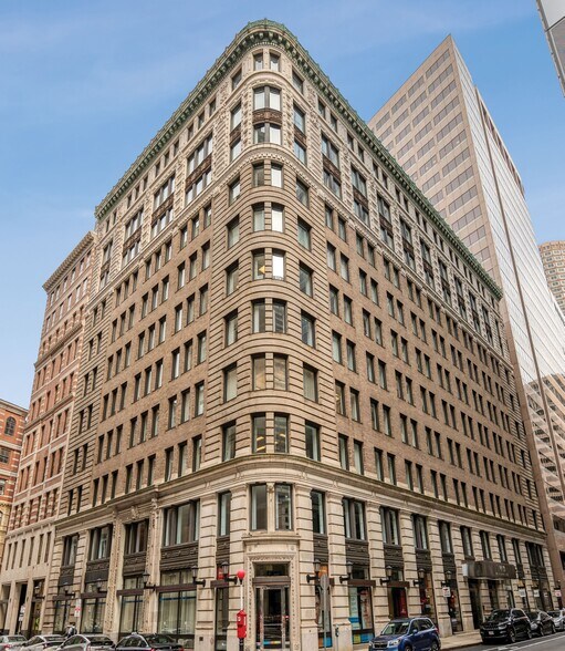 More Photos Of 2 Oliver St, Boston Office For Lease