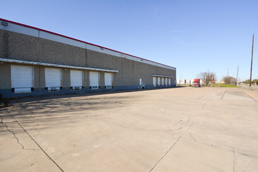 More Photos Of 11839 Shiloh Rd, Dallas Warehouse For Lease