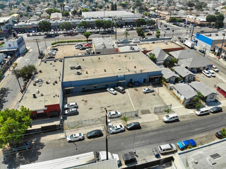 More Photos Of 1010 E 18th St, Los Angeles Warehouse For Sale