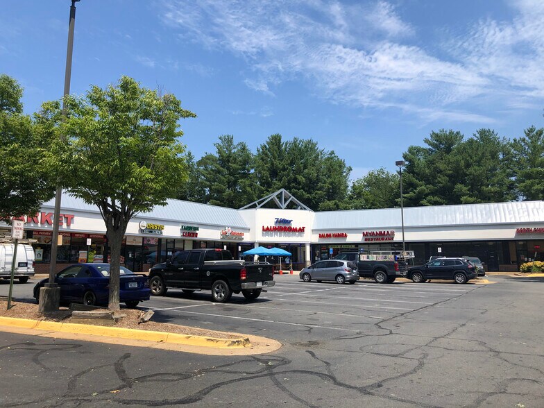 More Photos Of 7810 Lee Hwy, Falls Church Freestanding For Sale