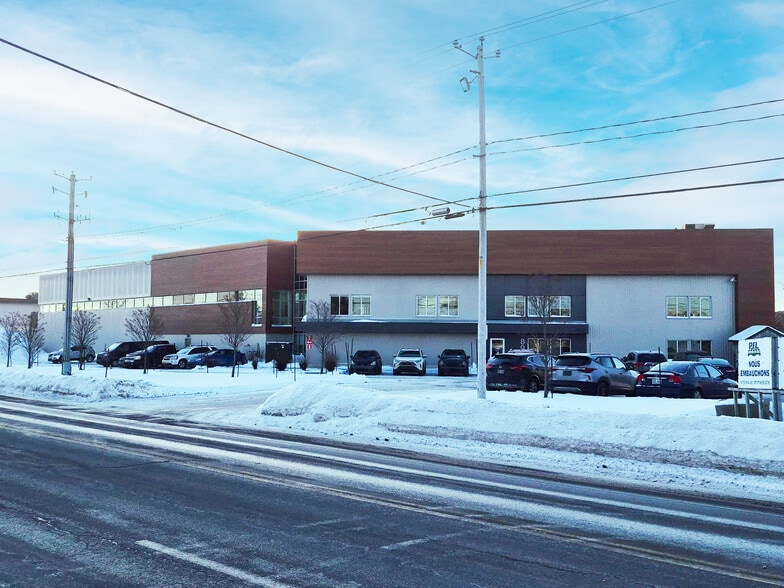 Primary Photo Of 8900 Boul Guillaume-Couture, Lévis Industrial For Sale