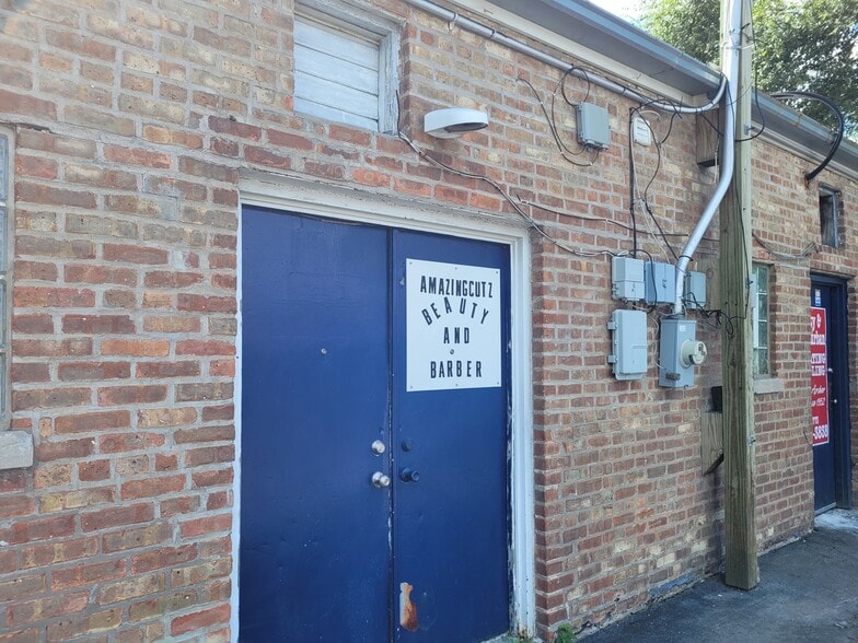 More Photos Of , Chicago General Retail For Sale