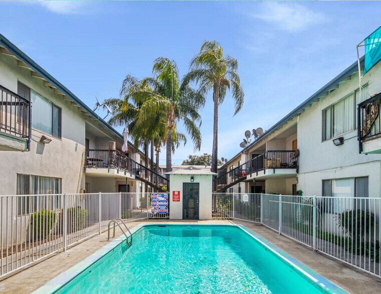 More Photos Of 2352 Leroy St, San Bernardino Apartments For Sale