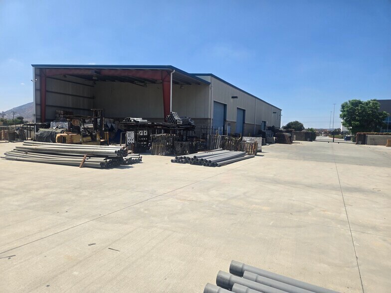 More Photos Of 10409 Alder Ave, Bloomington Warehouse For Sale