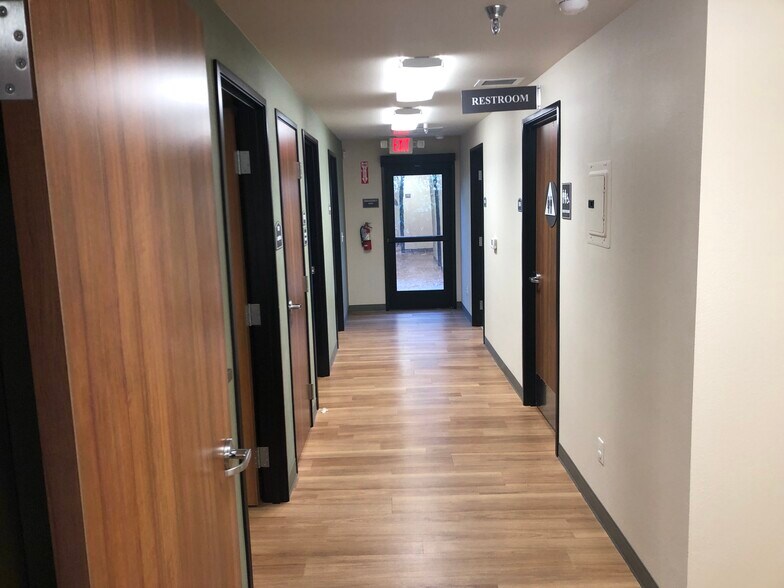 More Photos Of 12183 Locksley Ln, Auburn Medical For Lease