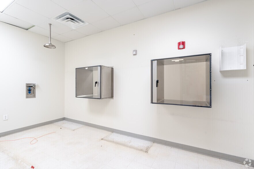 More Photos Of 4233 Technology Dr, Durham Research And Development For Lease