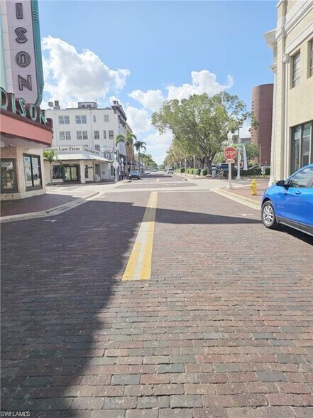 More Photos Of 1531 Hendry St, Fort Myers Loft Creative Space For Sale