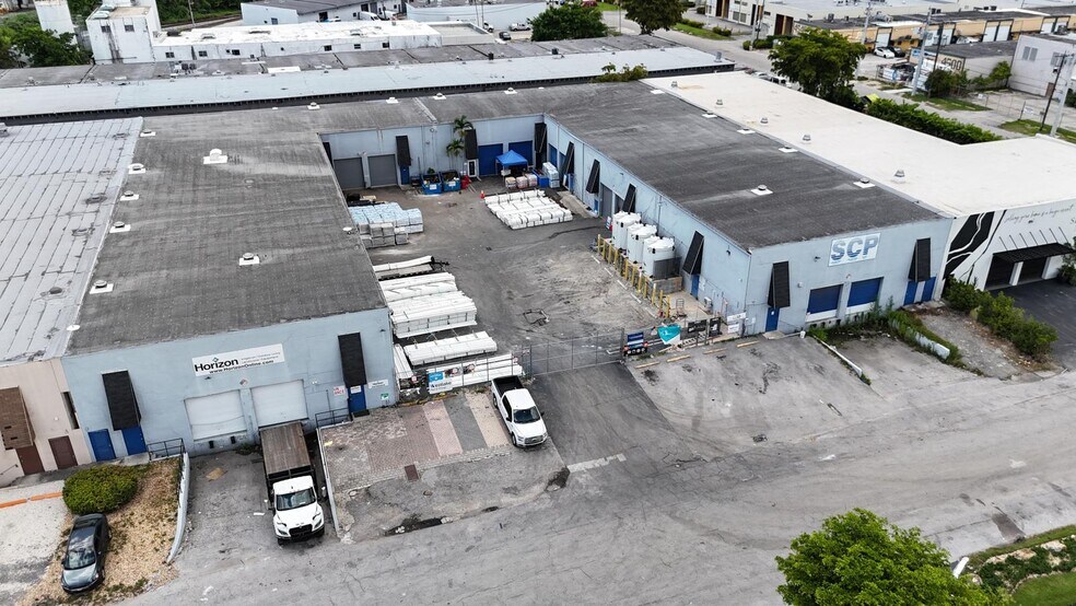More Photos Of 7360 SW 45th St, Miami Warehouse For Sale