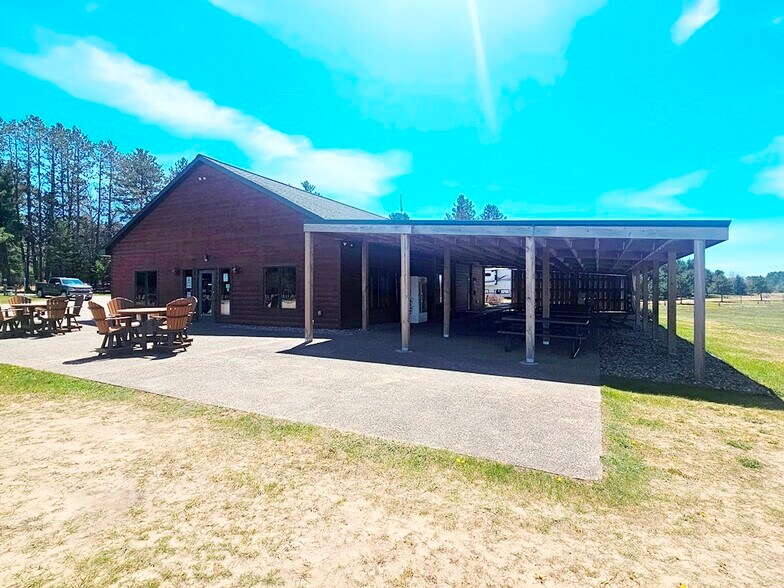 More Photos Of 4702 Hi Pines Ln, Eagle River Trailer Camper Park For Sale