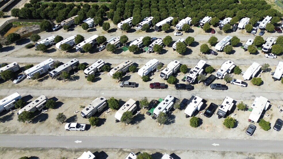 More Photos Of 1452 S Edison Rd, Bakersfield Trailer Camper Park For Sale
